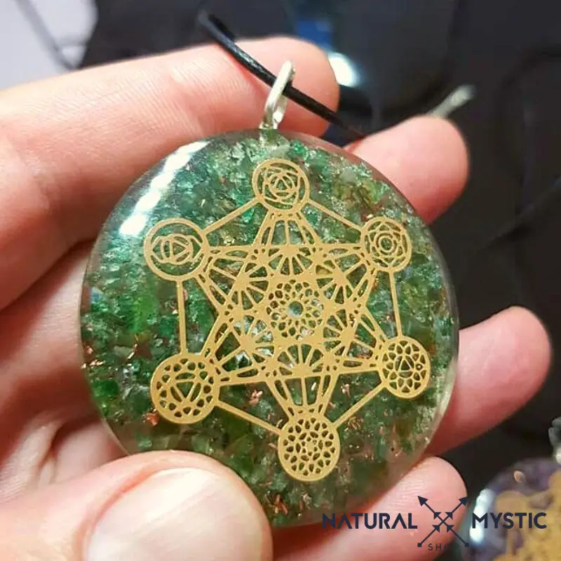 Collier Pendentif Orgone MÉTATRON Mica Vert - Image 3