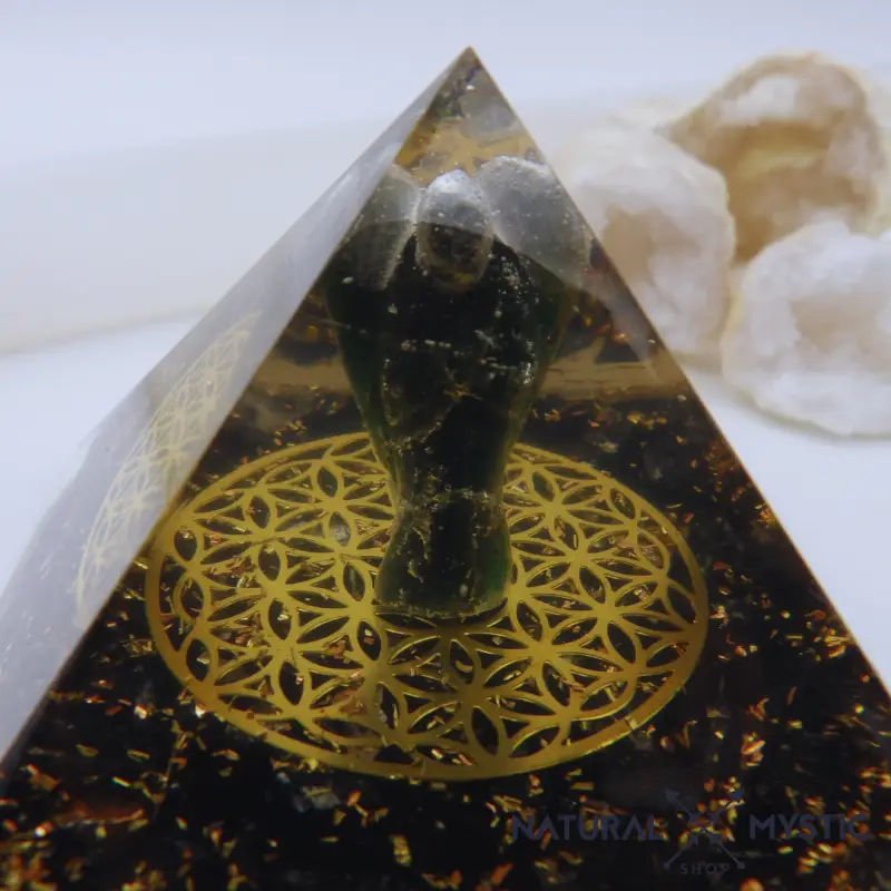 Pyramide Orgone CÉLESTE Tourmaline et Quartz Fantôme - Image 3