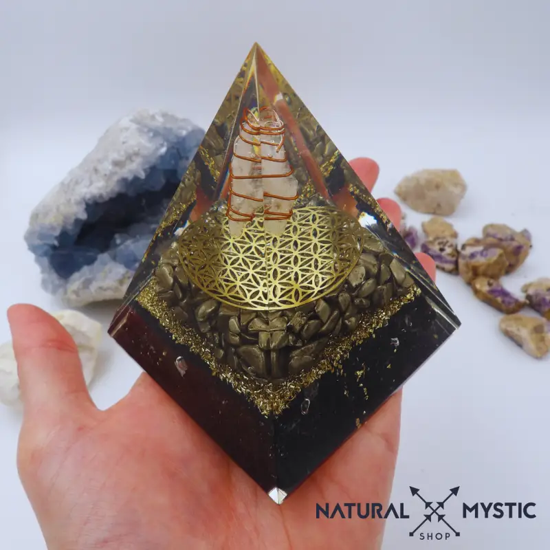 Pyramide Orgone NUBIENNE Pyrite et Tourmaline Noire - Image 4